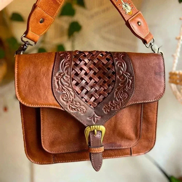 Scully West Tooled Leather Crossbody Bag - 11x8 Western Satchel - Picture 1 of 14